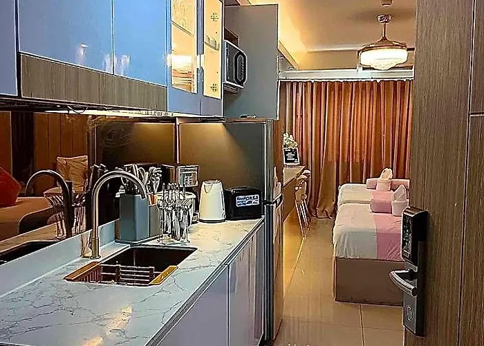 New York - By Guest Reservation's 4* Манила